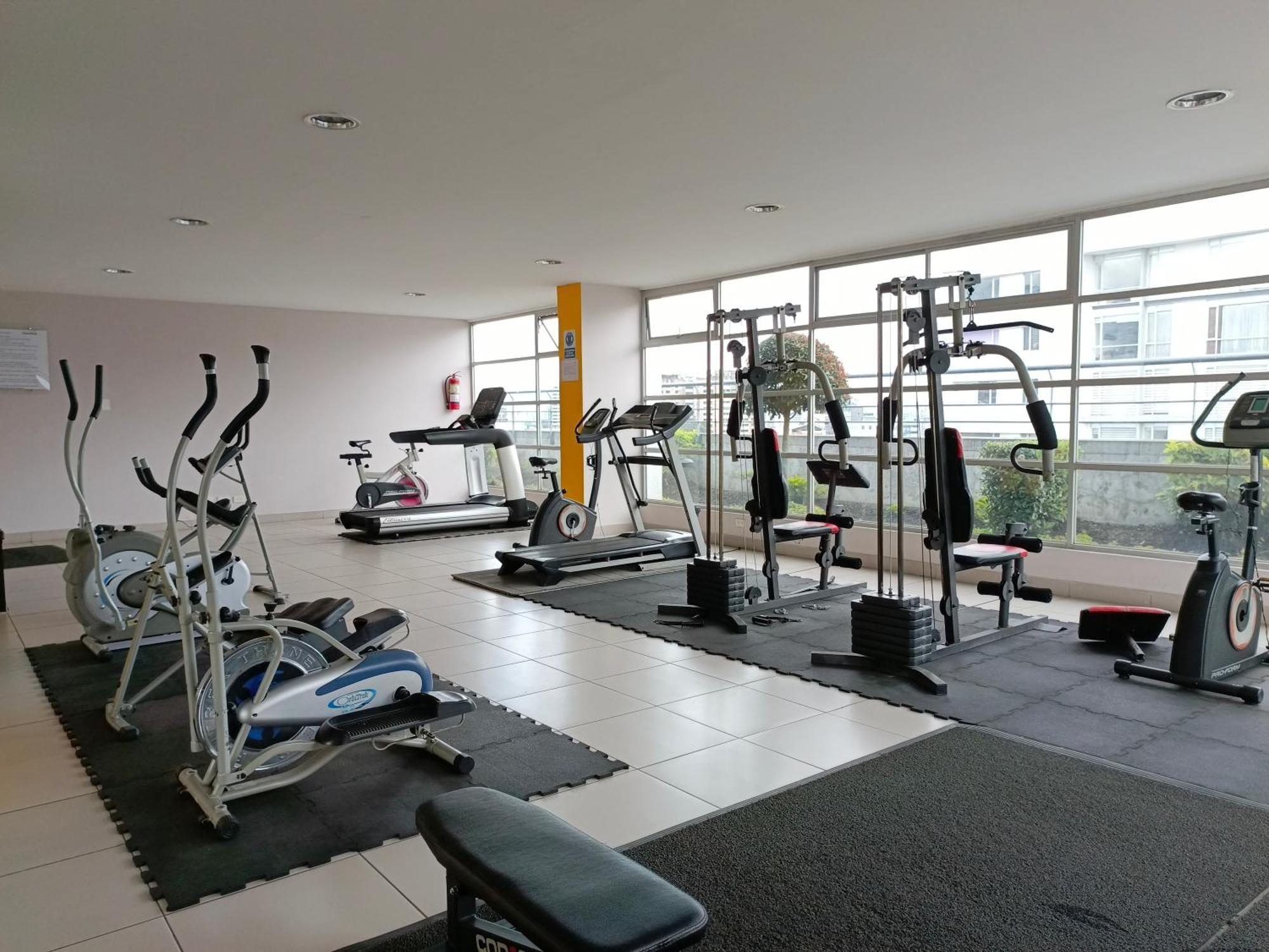 Downtown Quito - Balcony - Gym - Parking - 7Thfloor Apartman Kültér fotó